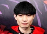 狼行加入RNG！牛排和孙大勇互换东家 网友：RNG为了全华班可真拼