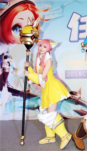 美女策划助力全明星 《光明勇士》4强赛同步直播！
