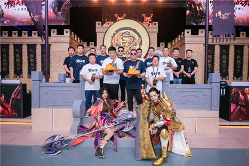 再登ChinaJoy 盛趣游戏经典IP《传奇世界》“犀利”霸场
