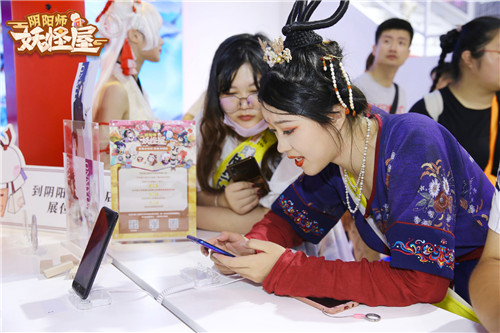 小妖怪现世出游，《阴阳师：妖怪屋》现身上海ChinaJoy
