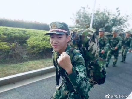 当精英一哥不求人遇上众乐，会产生怎样的化学反应