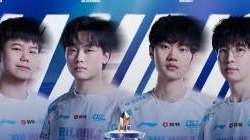 LPL2025总决赛 BLG3:2击败TES捧杯